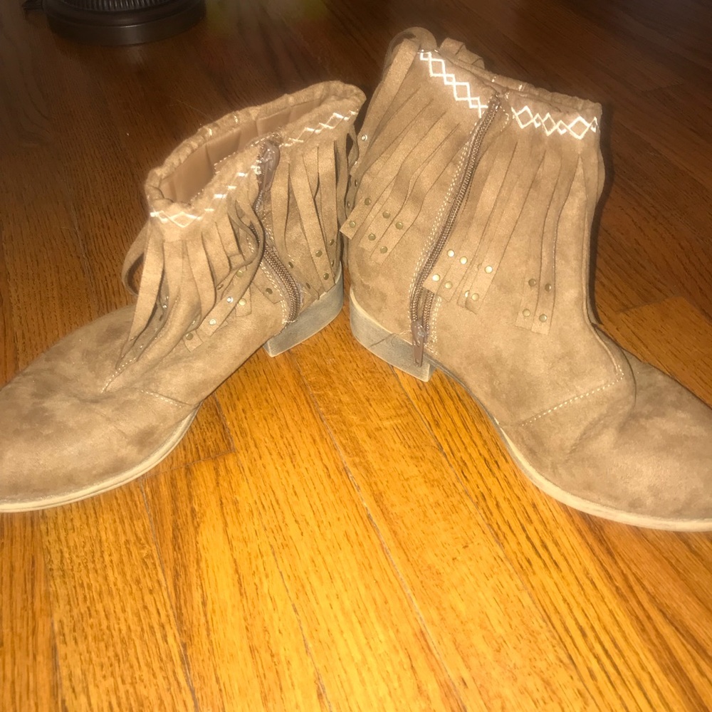 Brown boots
